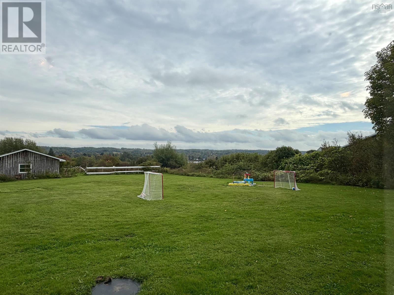 687 Coxheath Road Property Photo 3