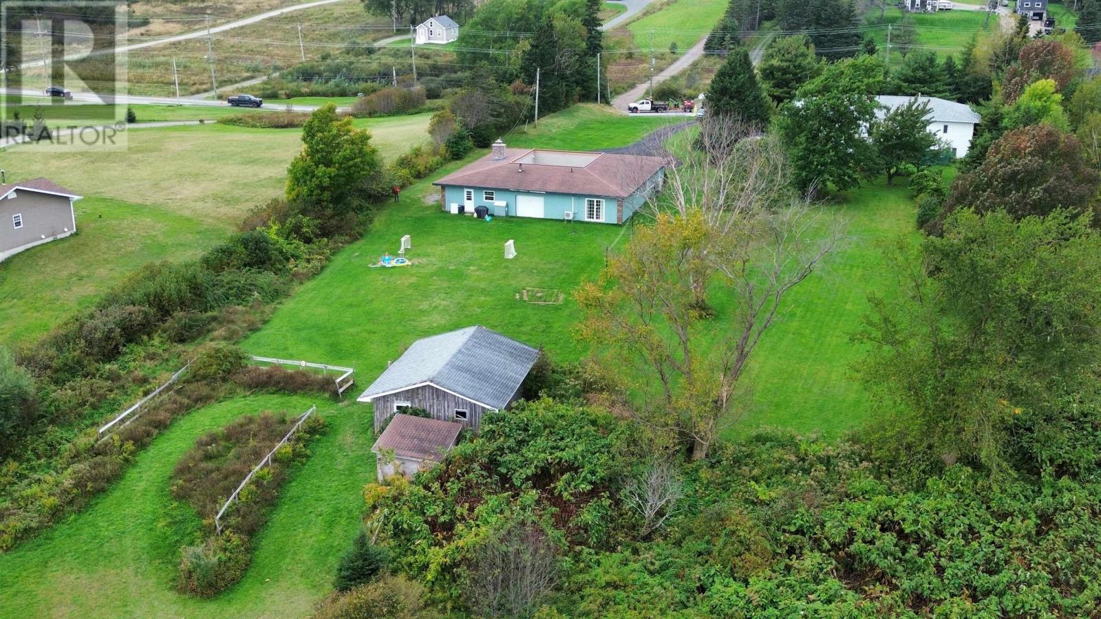 687 Coxheath Road Property Photo 9