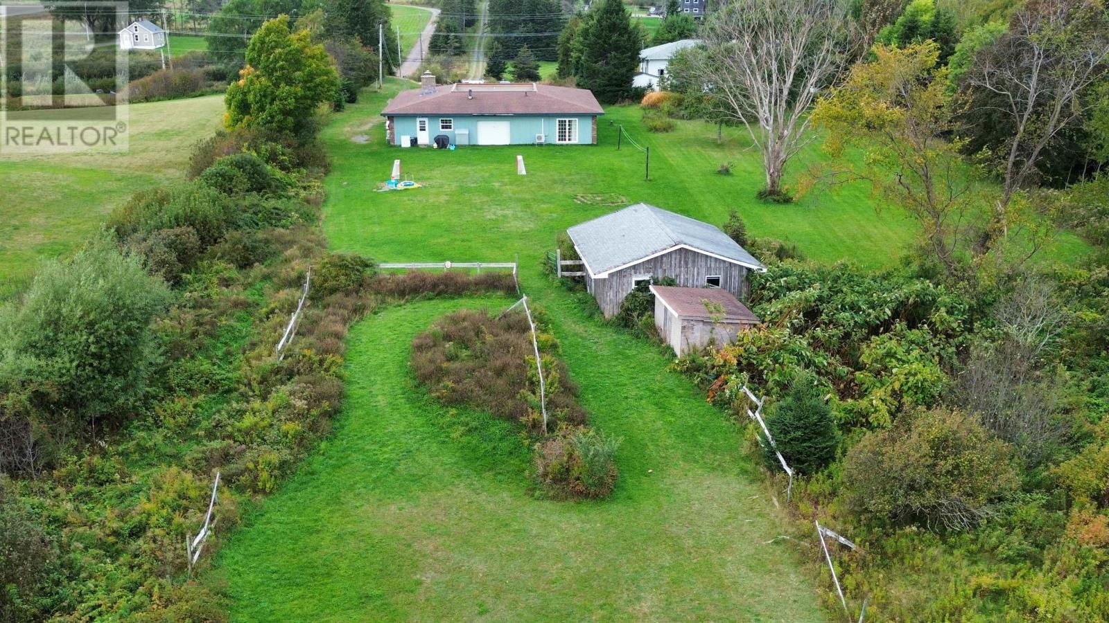 687 Coxheath Road Property Photo 10