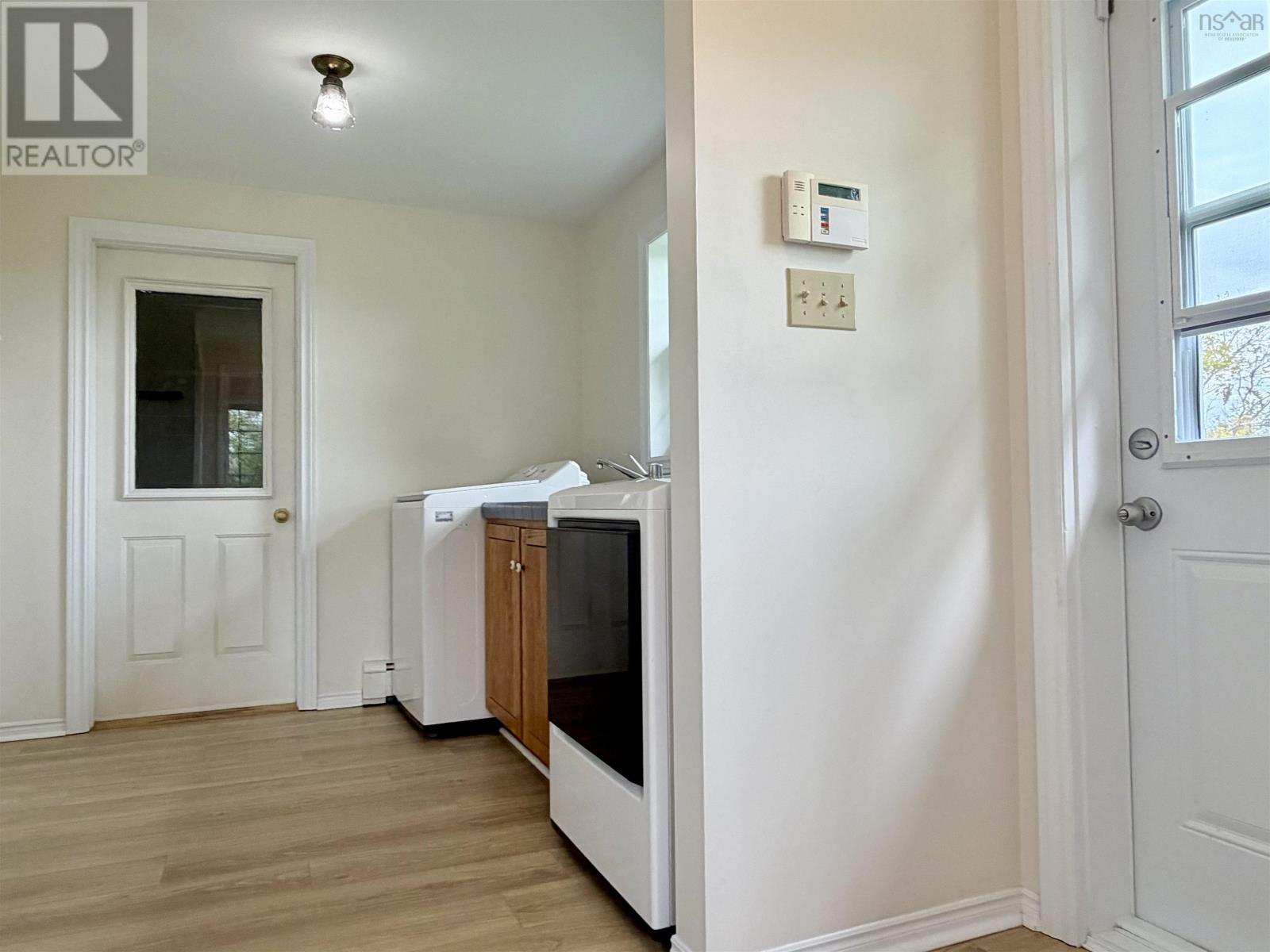 687 Coxheath Road Property Photo 33