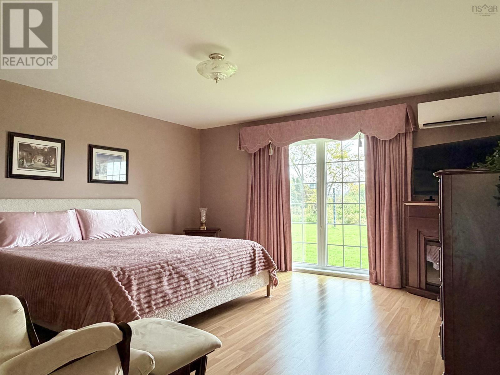 687 Coxheath Road Property Photo 35