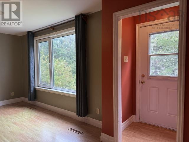 7813 7 Highway Property Photo 10