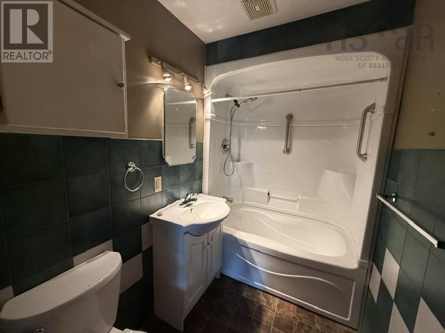 7813 7 Highway Property Photo 23