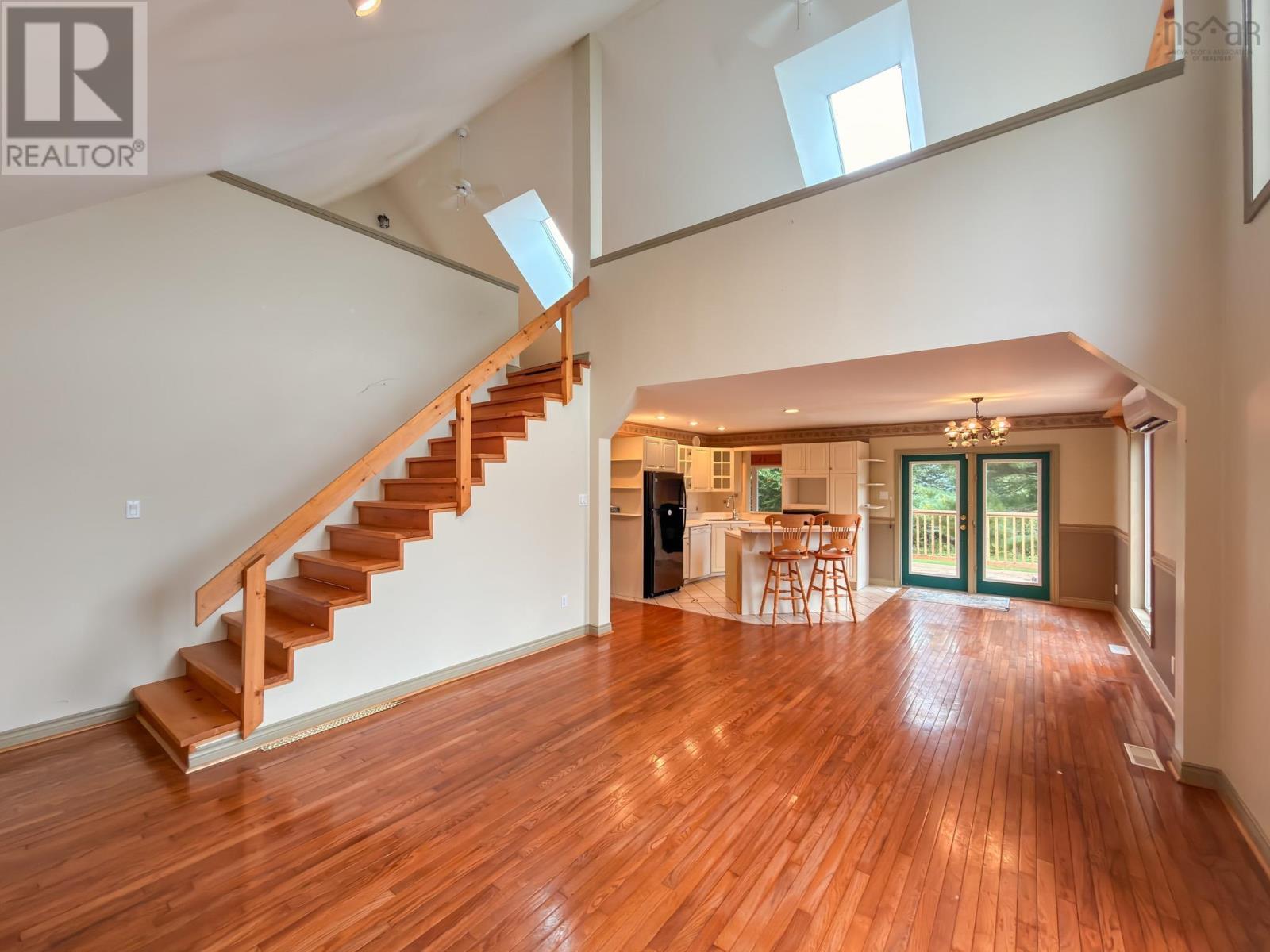 15 River Lane Property Photo 13