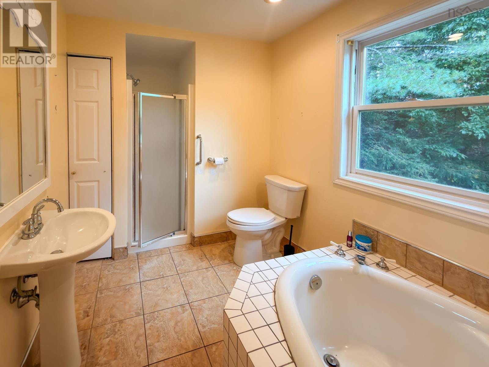 15 River Lane Property Photo 16