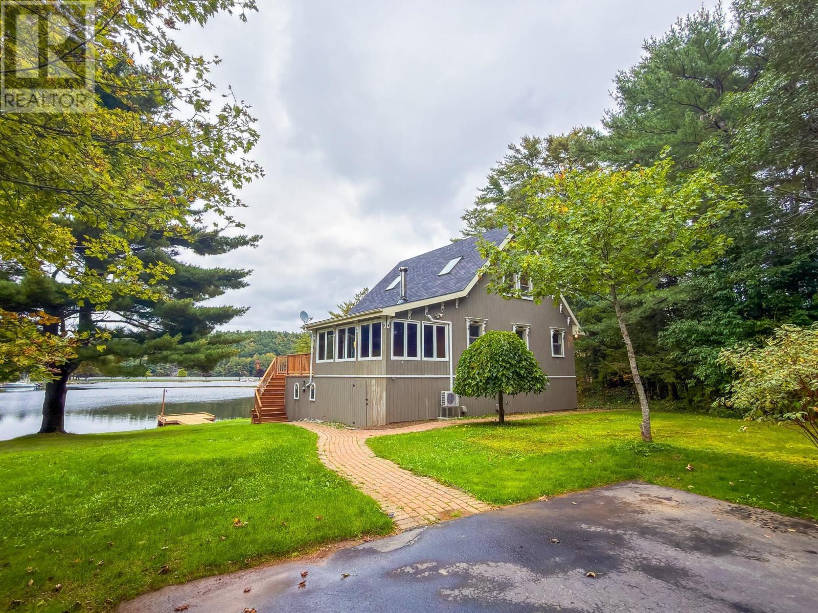 15 River Lane Property Photo 45
