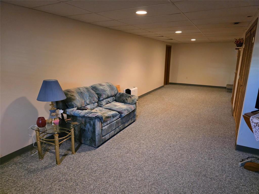 60 Laverendrye Crescent Property Photo 17