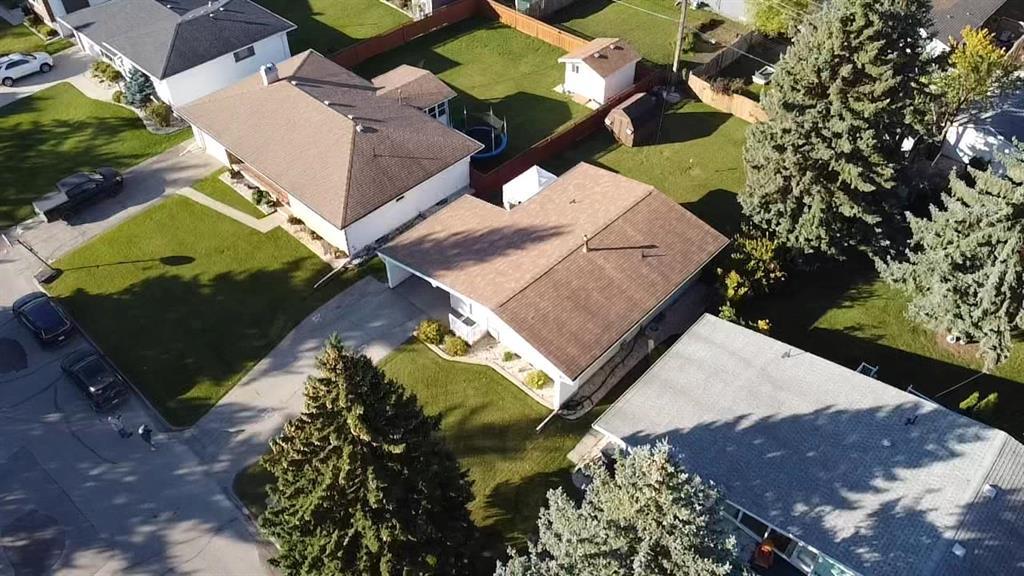 60 Laverendrye Crescent Property Photo 27