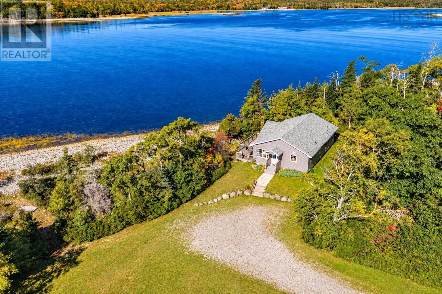 5763 Highway 3 Property Photo 2
