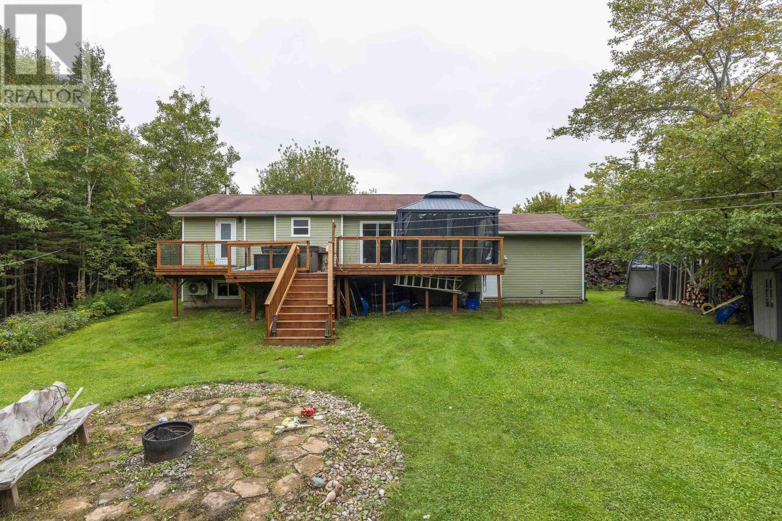 7 Shannon Road Property Photo 5