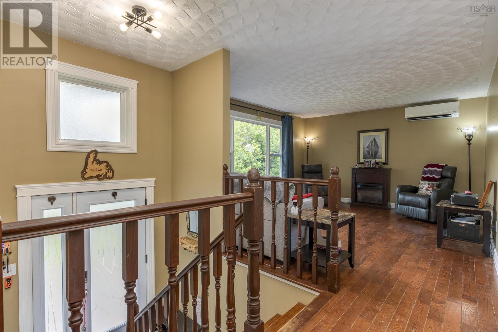 7 Shannon Road Property Photo 8