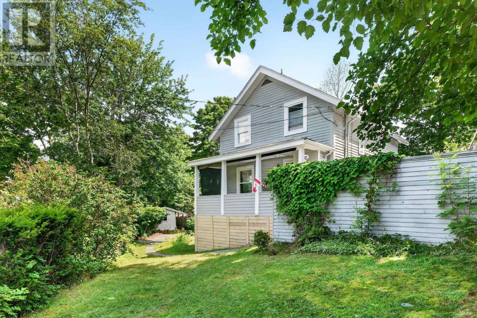 10 Braeburn Road