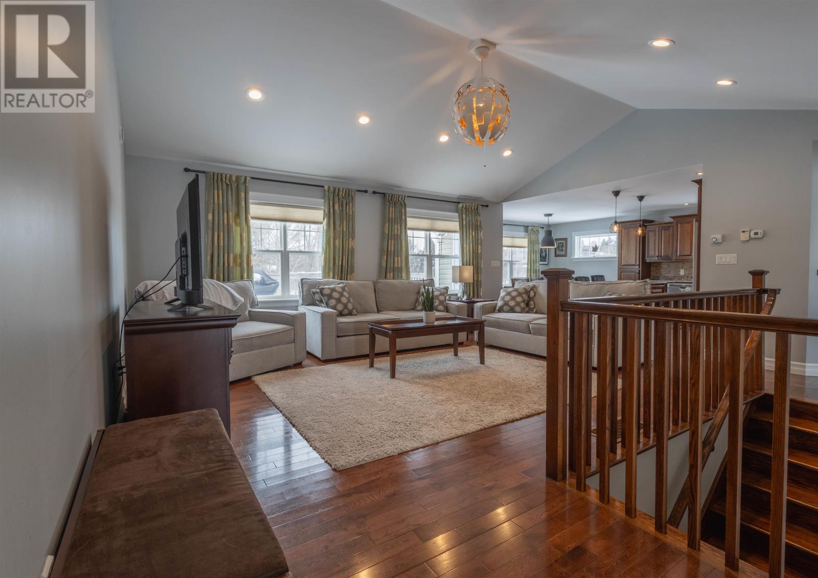 19 Kehough Court Property Photo 3