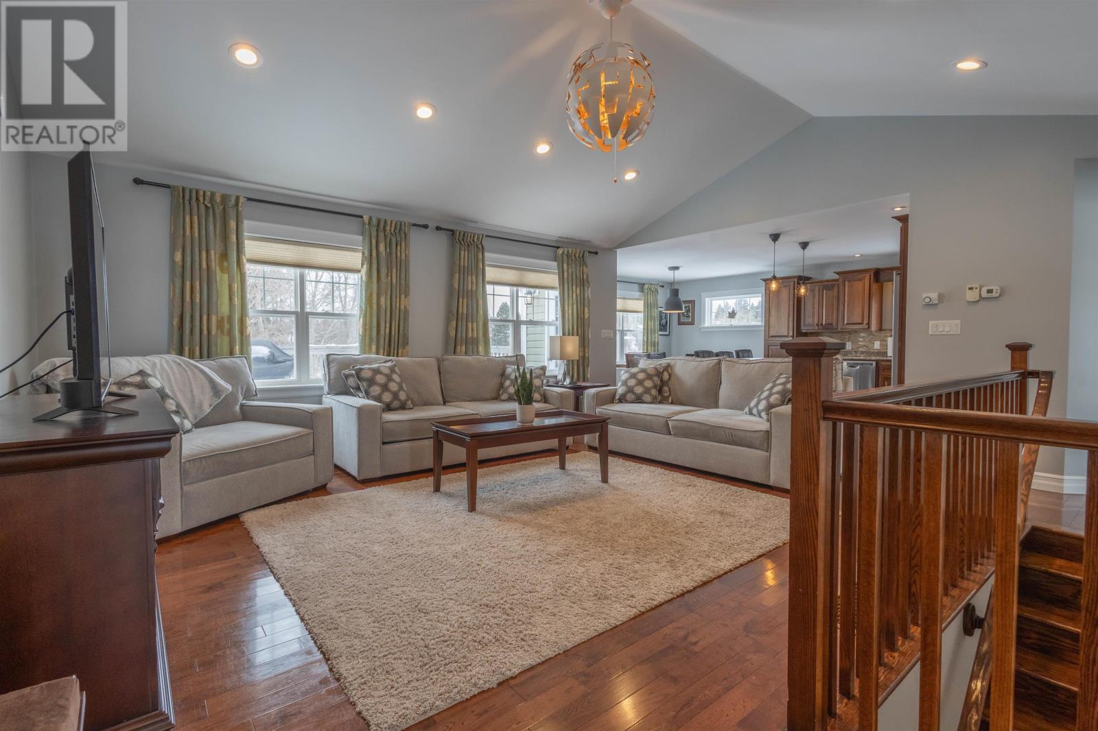19 Kehough Court Property Photo 4