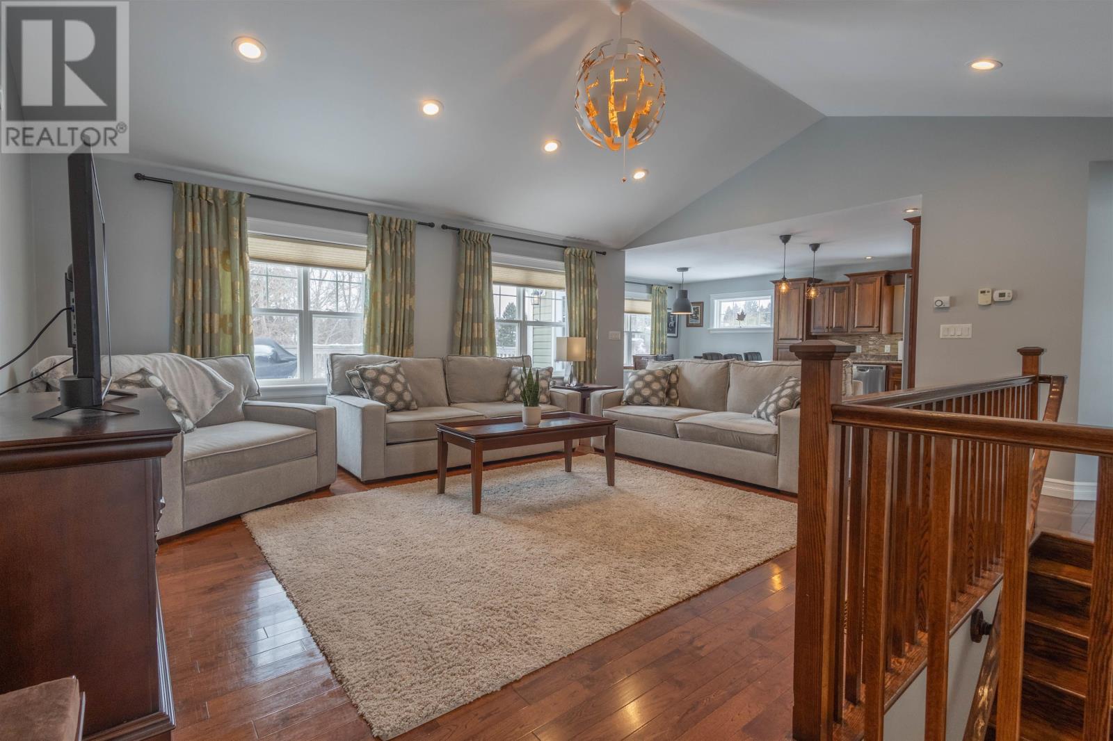 19 Kehough Court Property Photo 5
