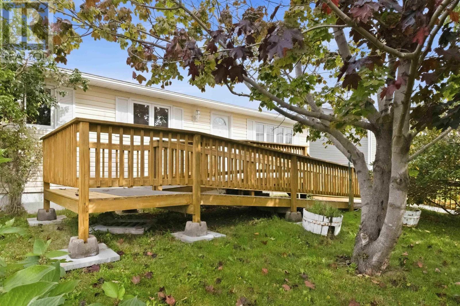 54 Himmelman Drive Property Photo 3