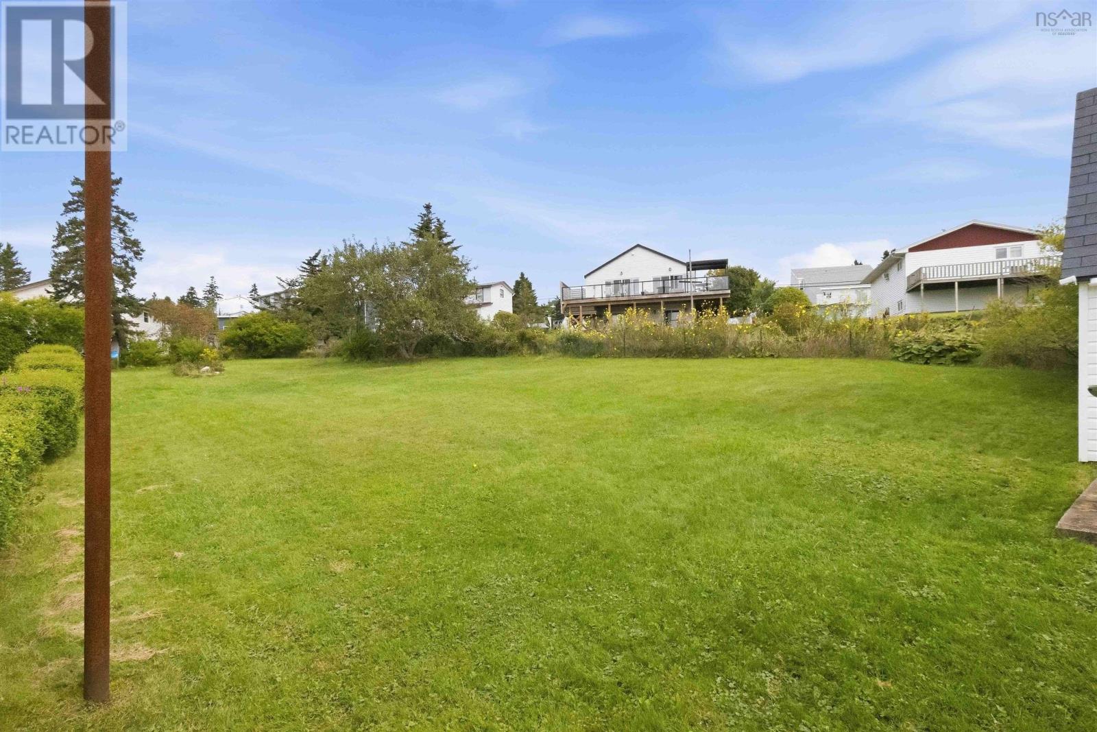 54 Himmelman Drive Property Photo 5