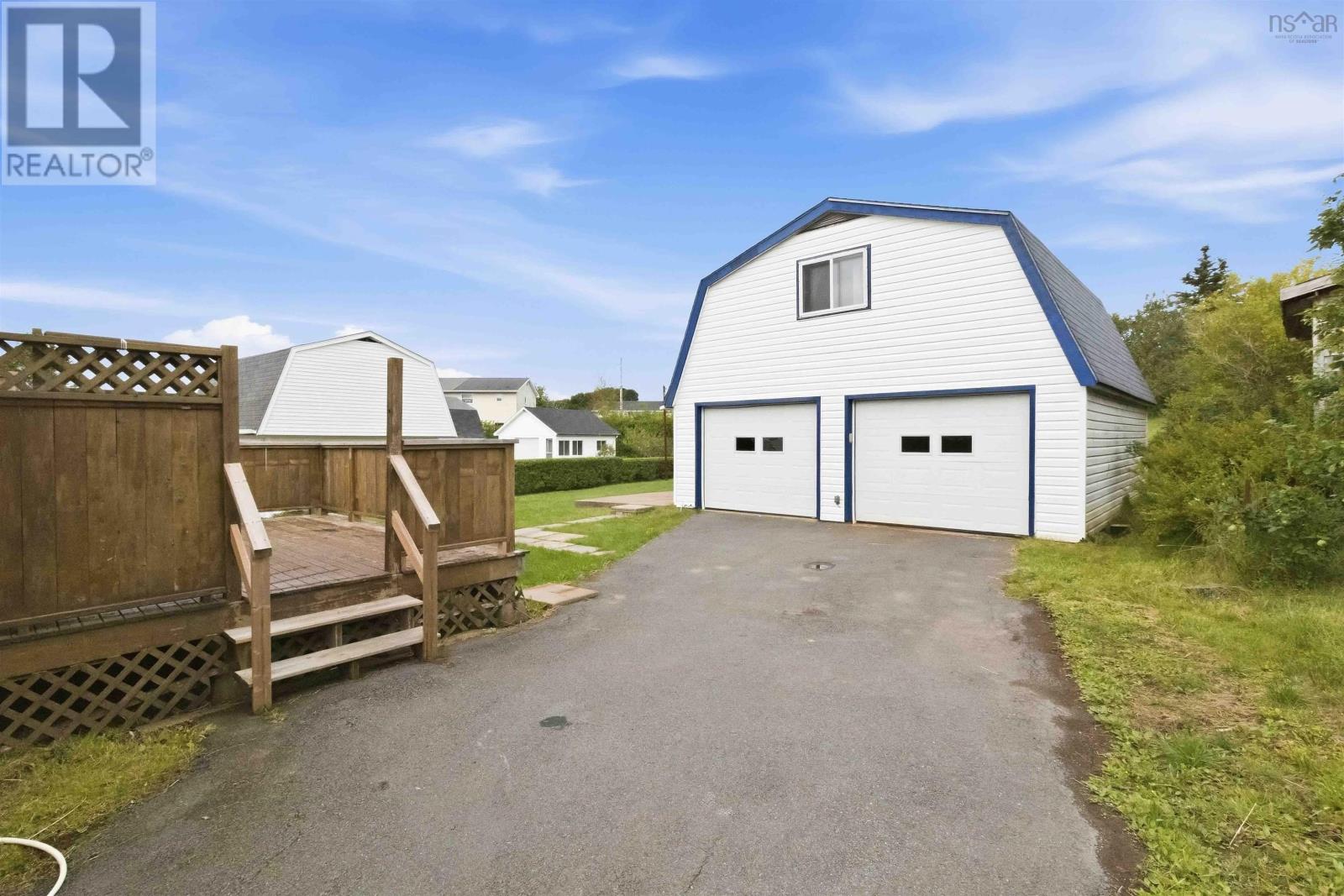 54 Himmelman Drive Property Photo 33