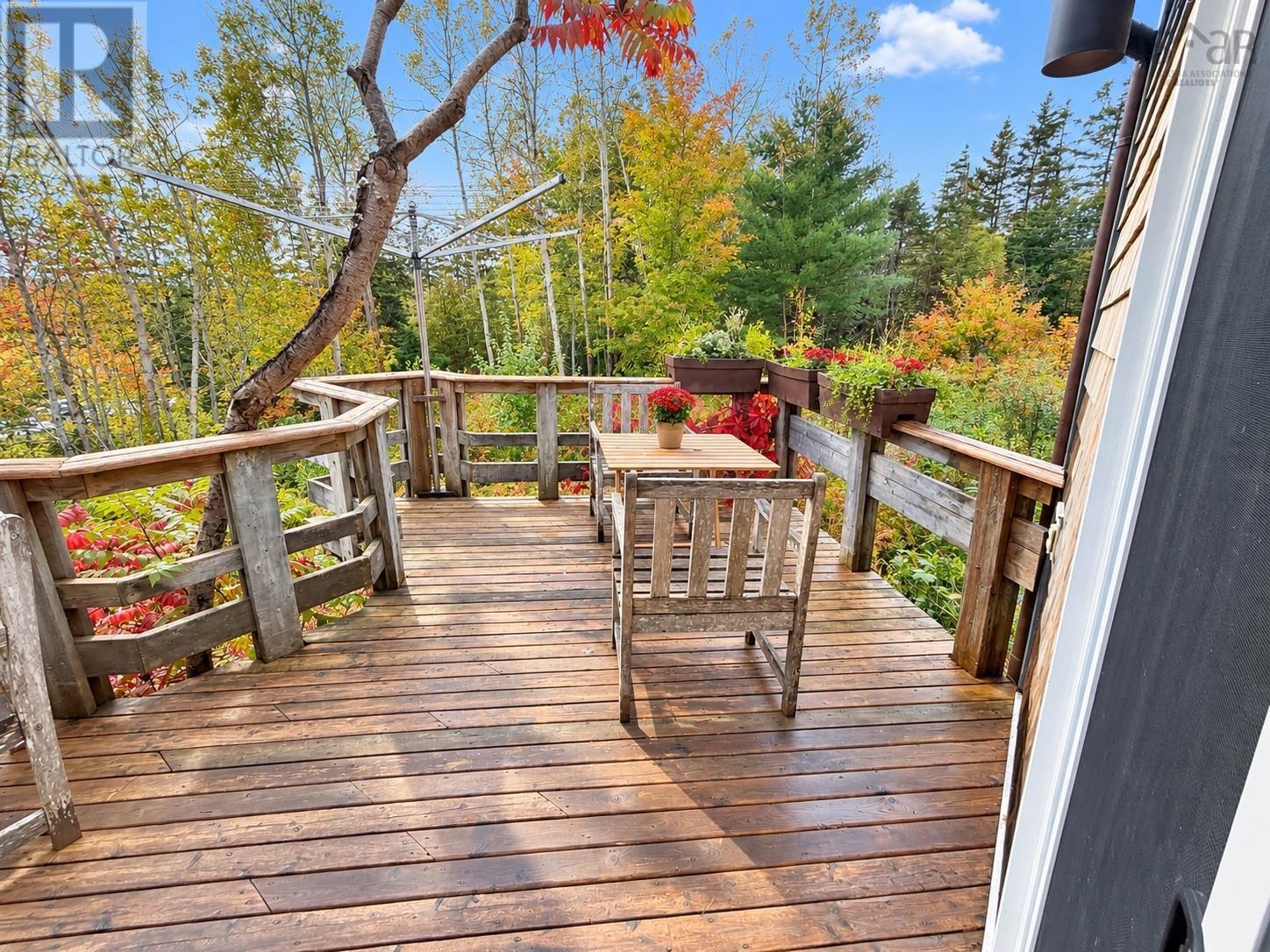 22 Macken Road Property Photo 12