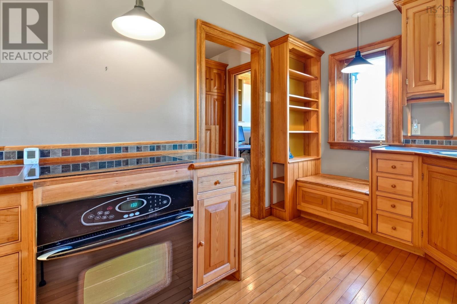 22 Macken Road Property Photo 15