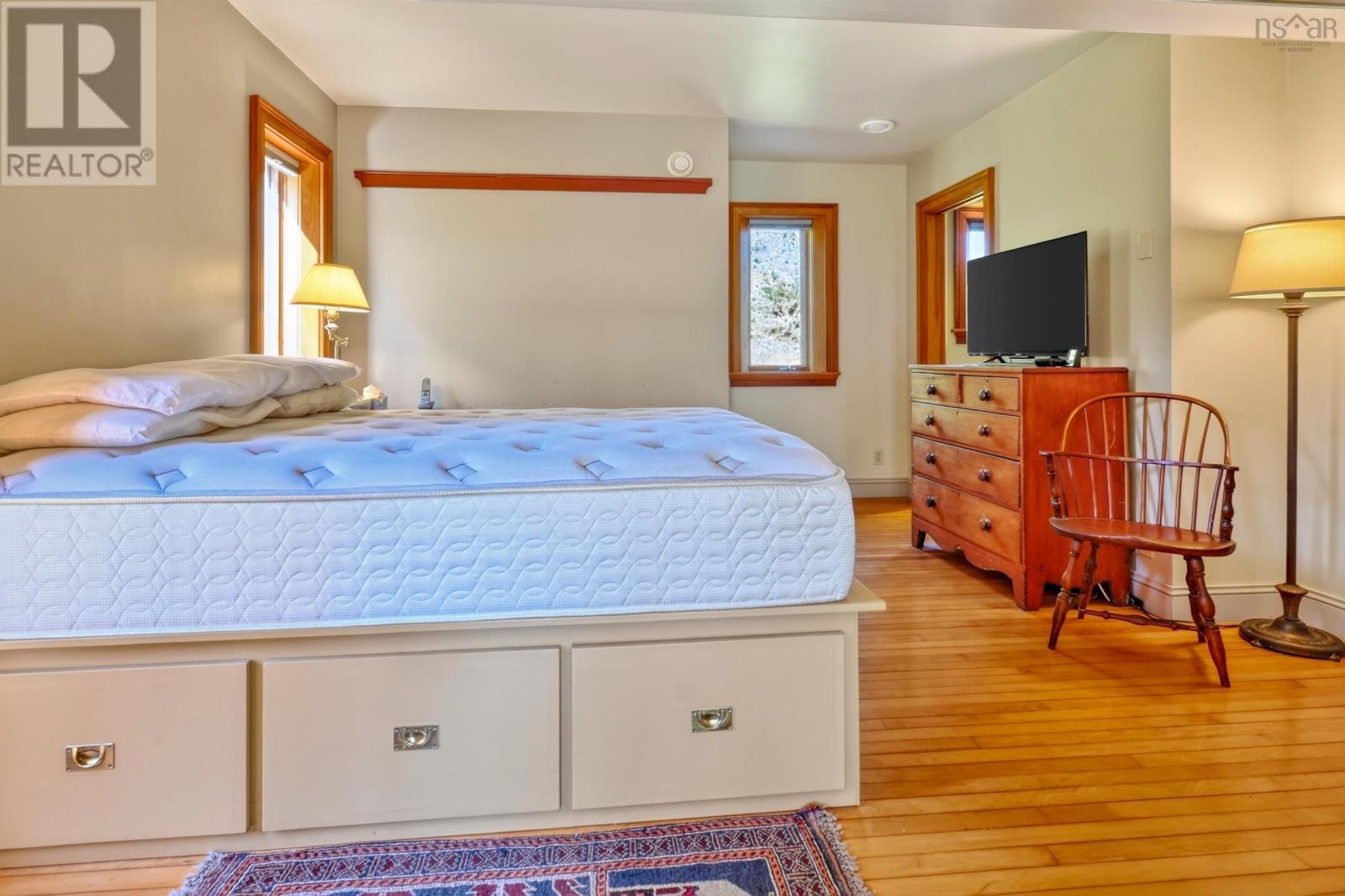 22 Macken Road Property Photo 32