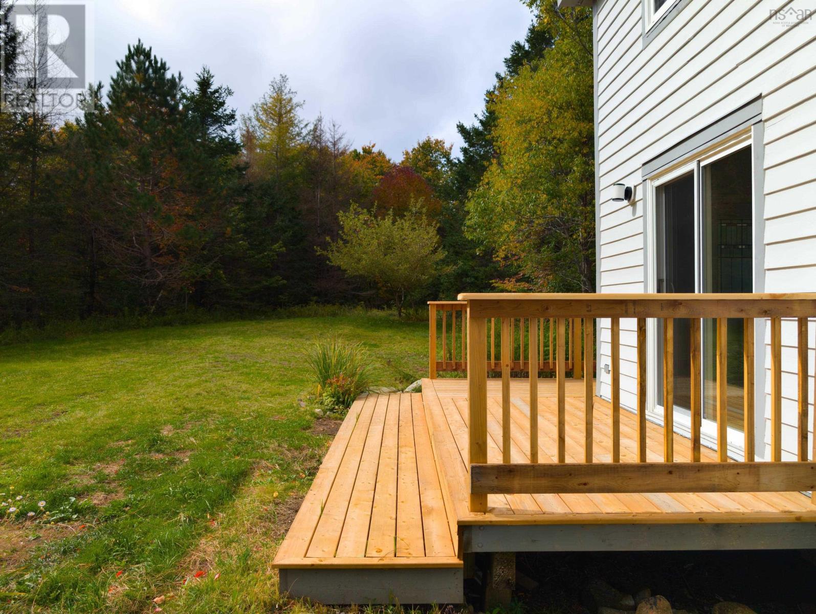 6220 Sissiboo Road Property Photo 10