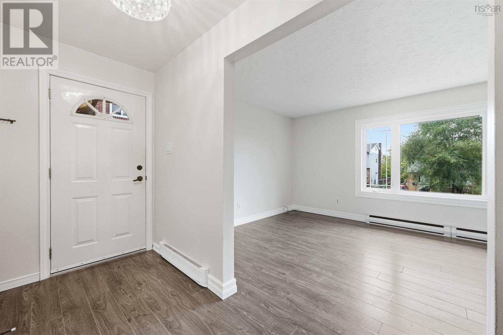 48 Regal Road Property Photo 4