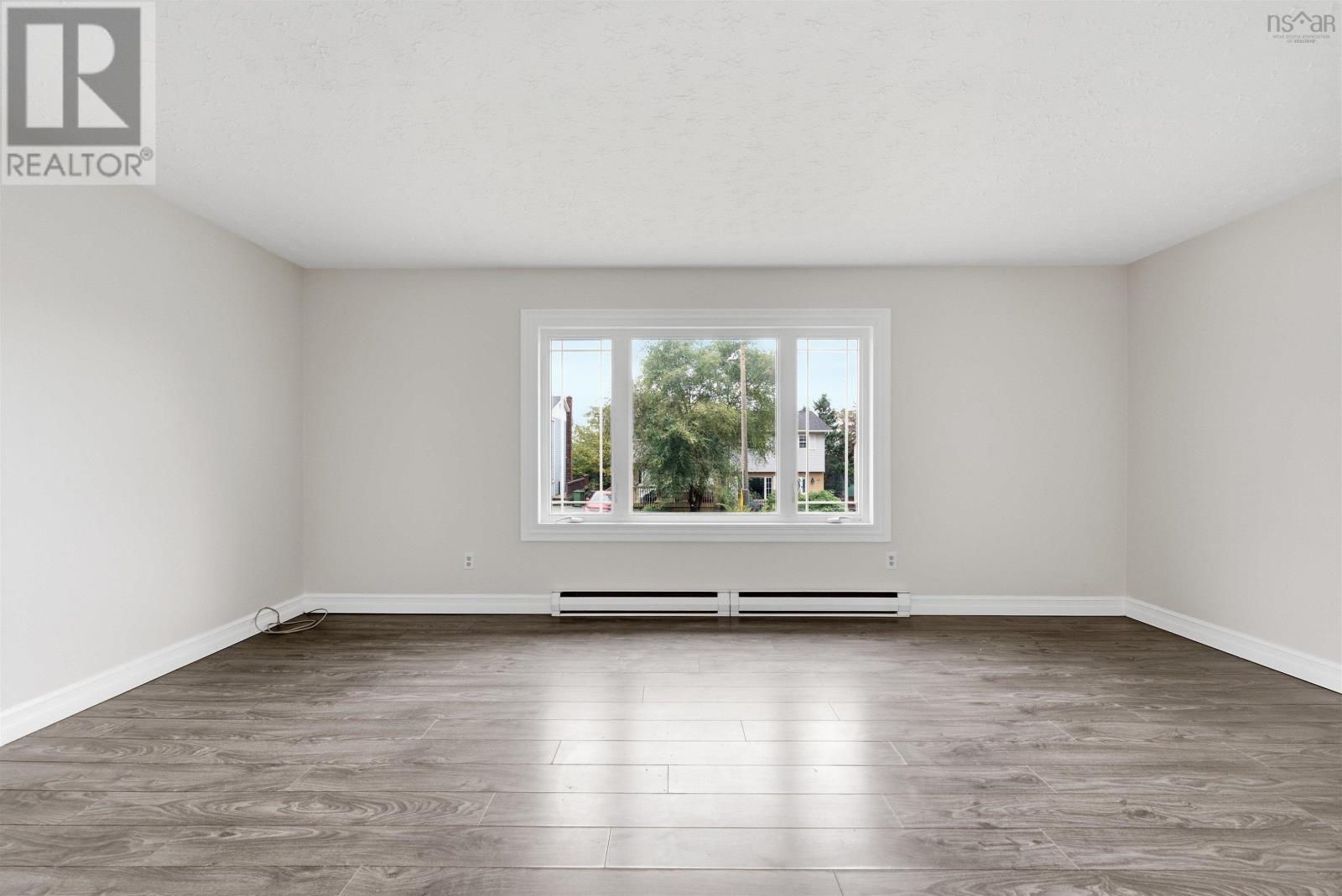 48 Regal Road Property Photo 5