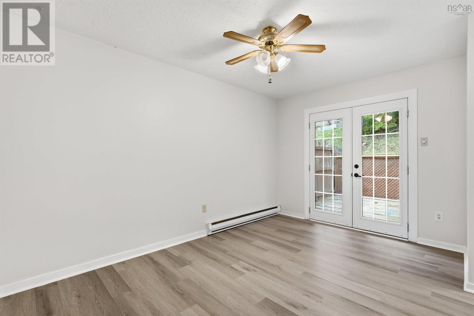 48 Regal Road Property Photo 12