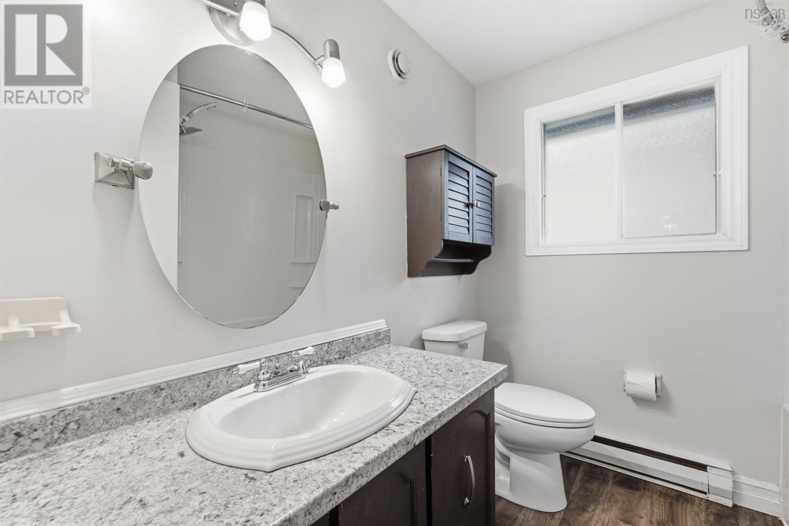 48 Regal Road Property Photo 19
