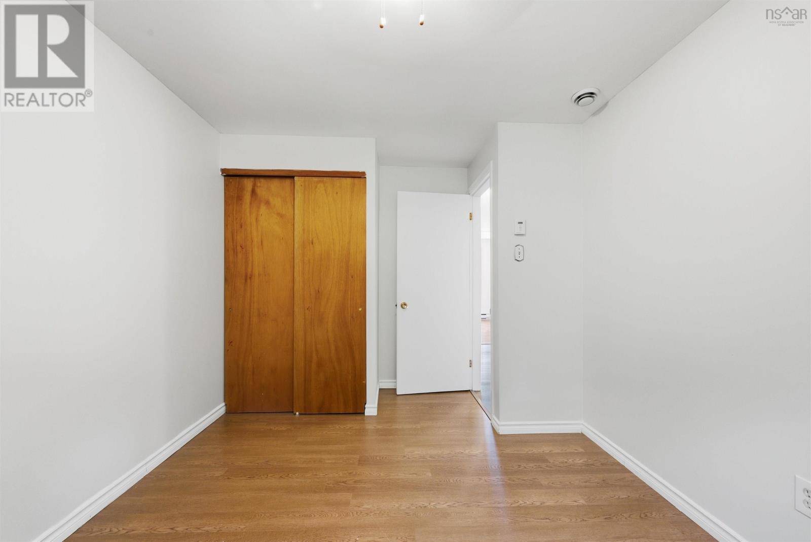 48 Regal Road Property Photo 24