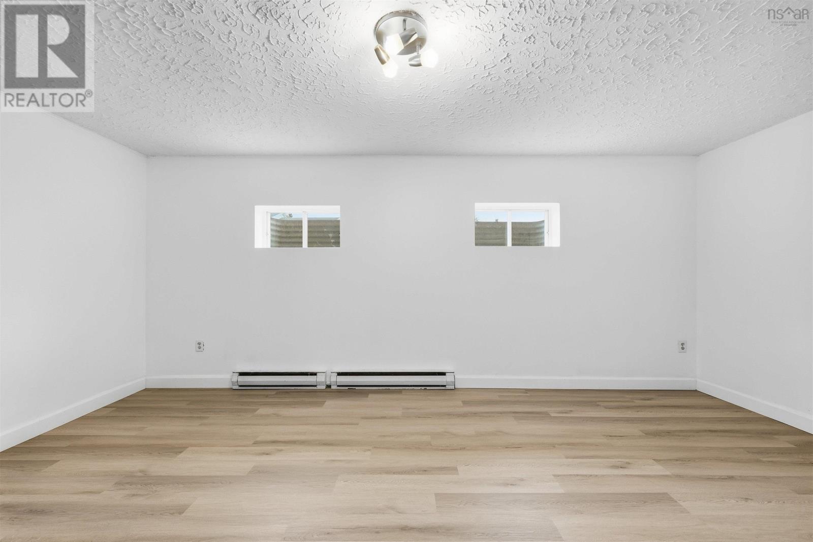 48 Regal Road Property Photo 26