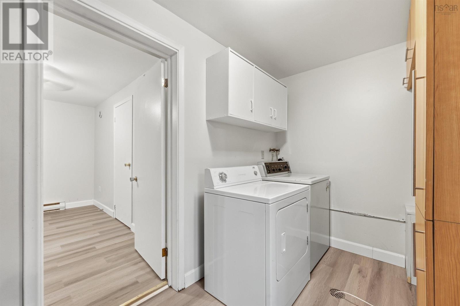 48 Regal Road Property Photo 29