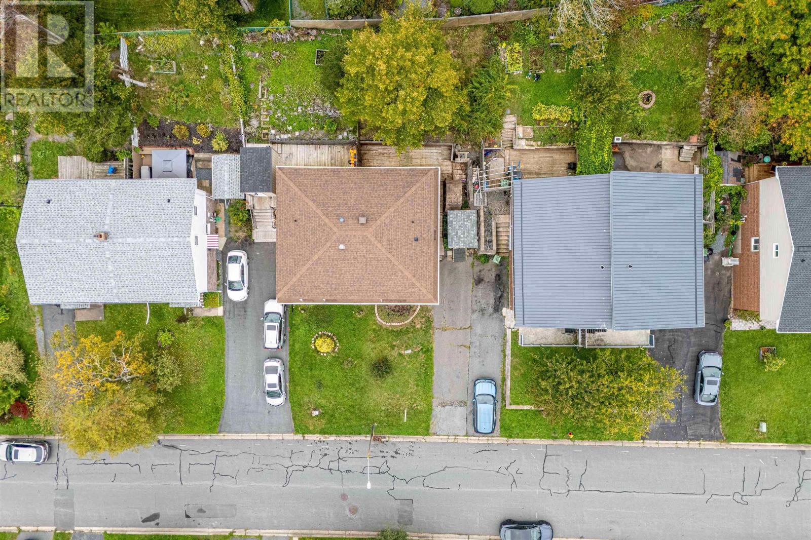 48 Regal Road Property Photo 35