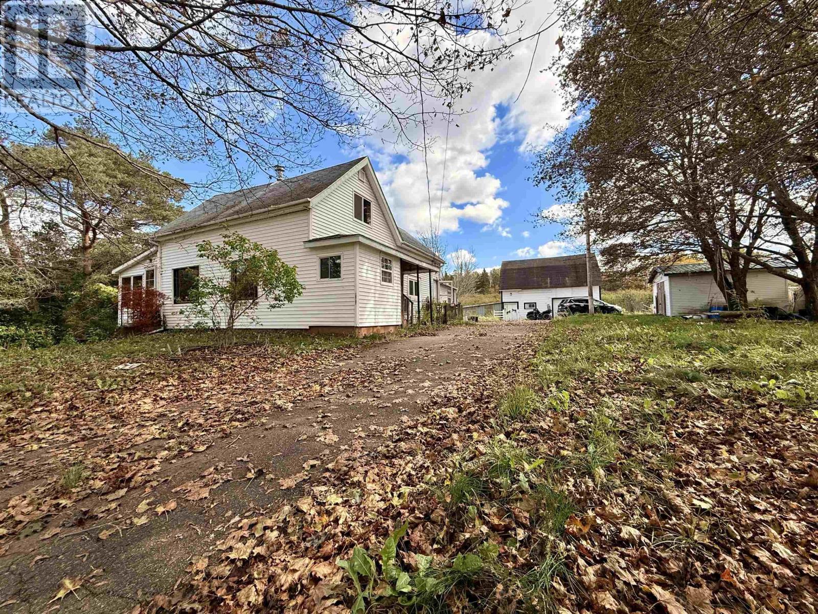 4466 Highway 302 Property Photo 1