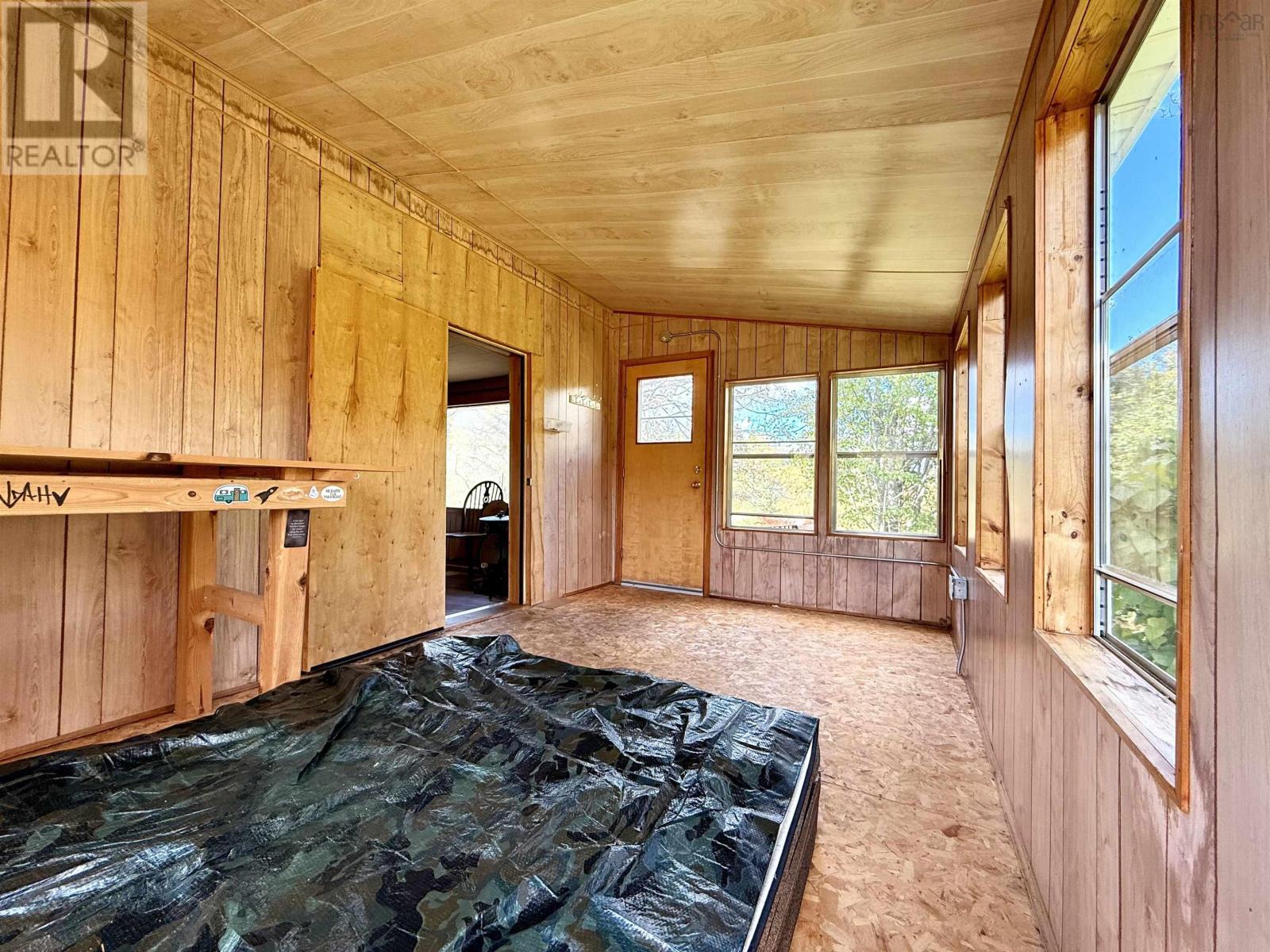 4466 Highway 302 Property Photo 8