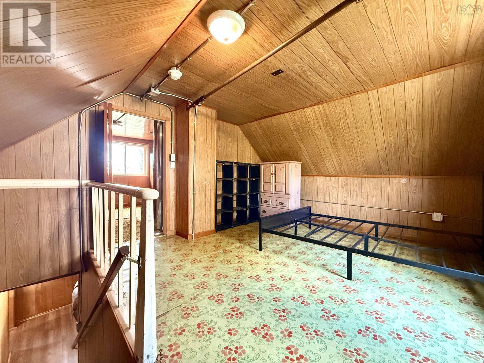 4466 Highway 302 Property Photo 11