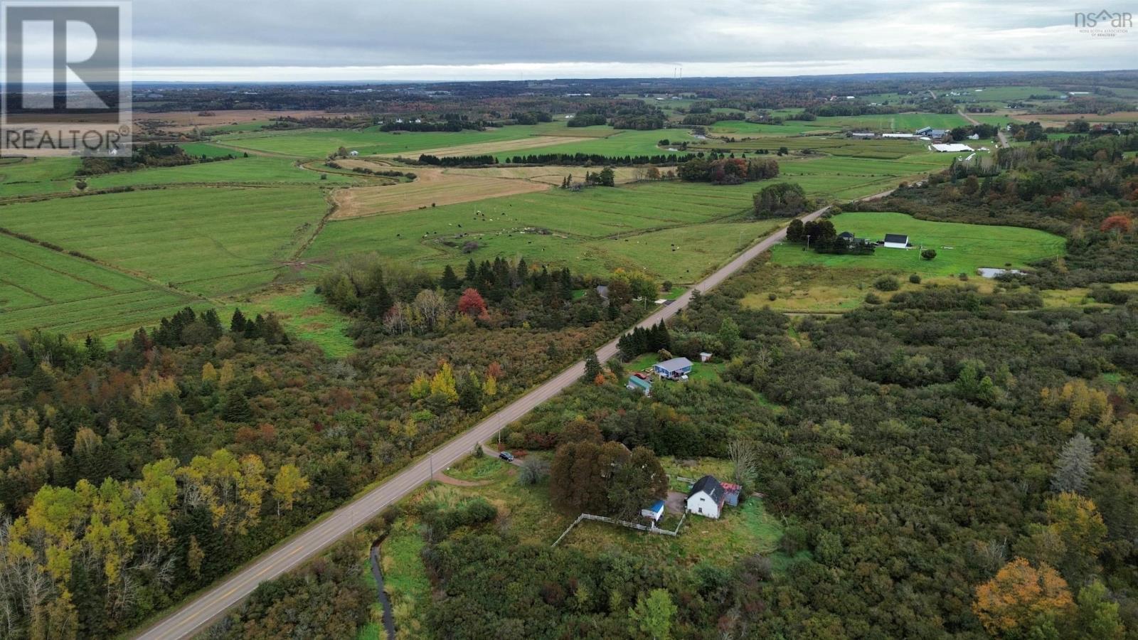 4466 Highway 302 Property Photo 23