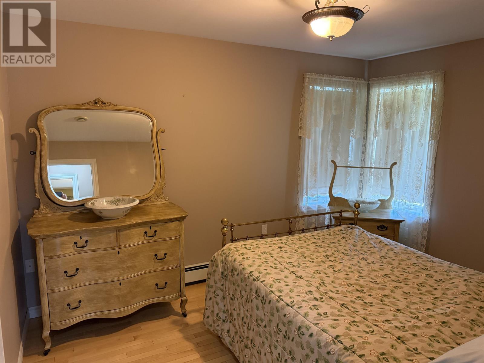 498 Barbara Weit Road Property Photo 32