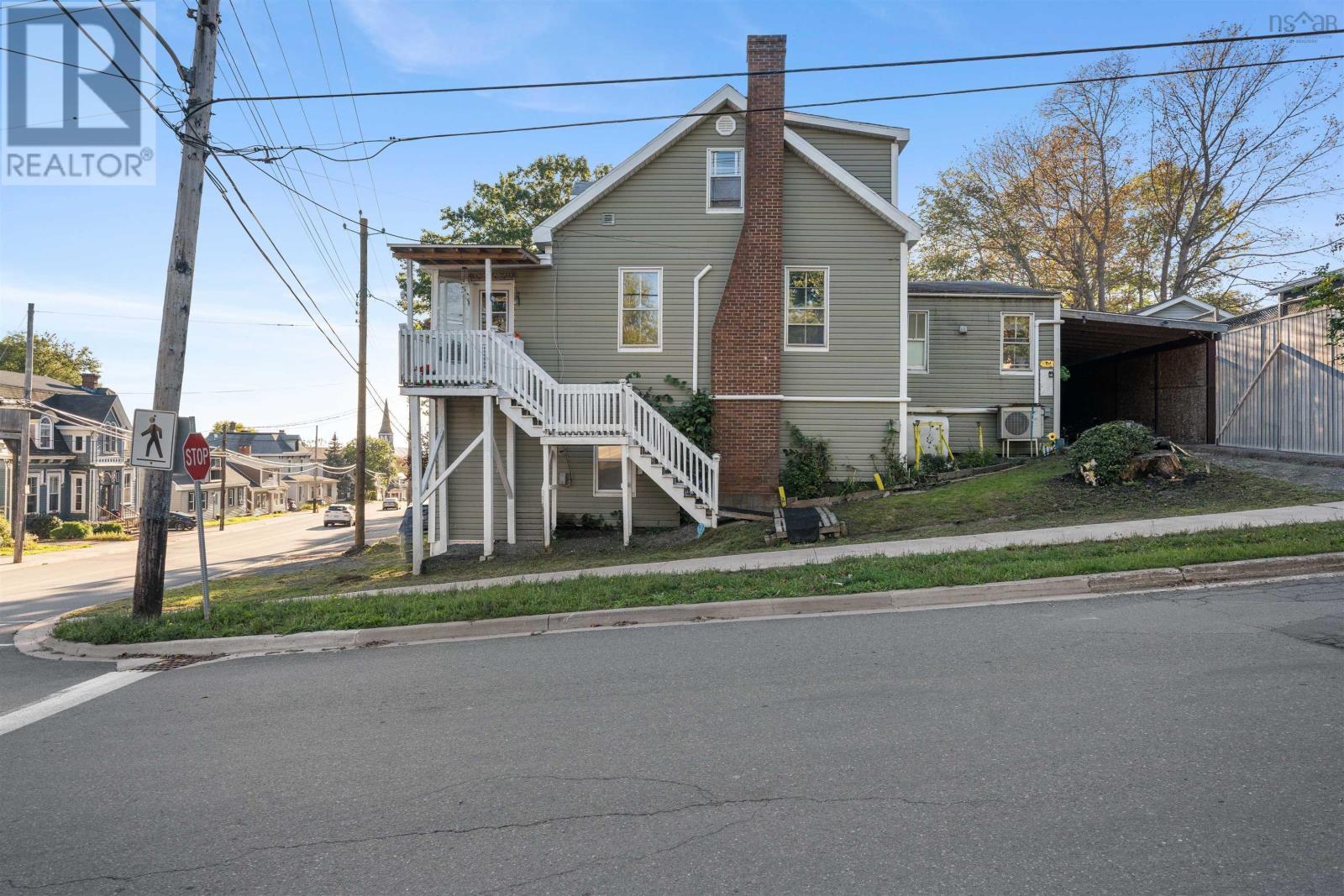 86 Denoon Street Property Photo 2