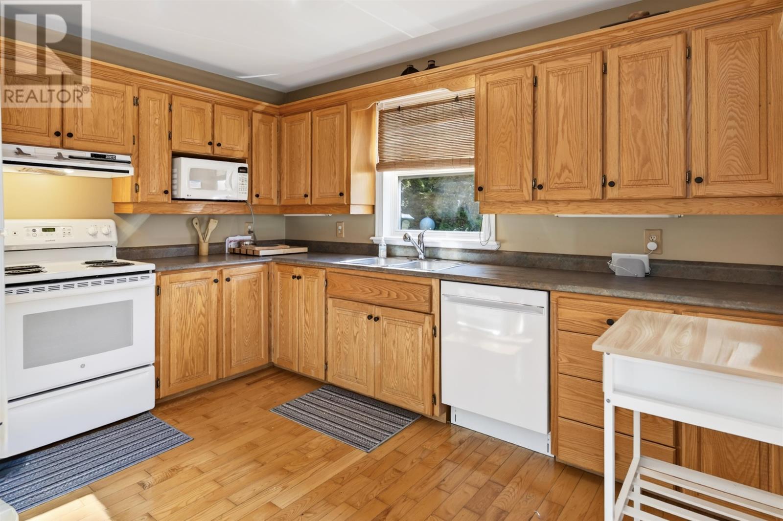 195 Hillsborough Street Property Photo 13