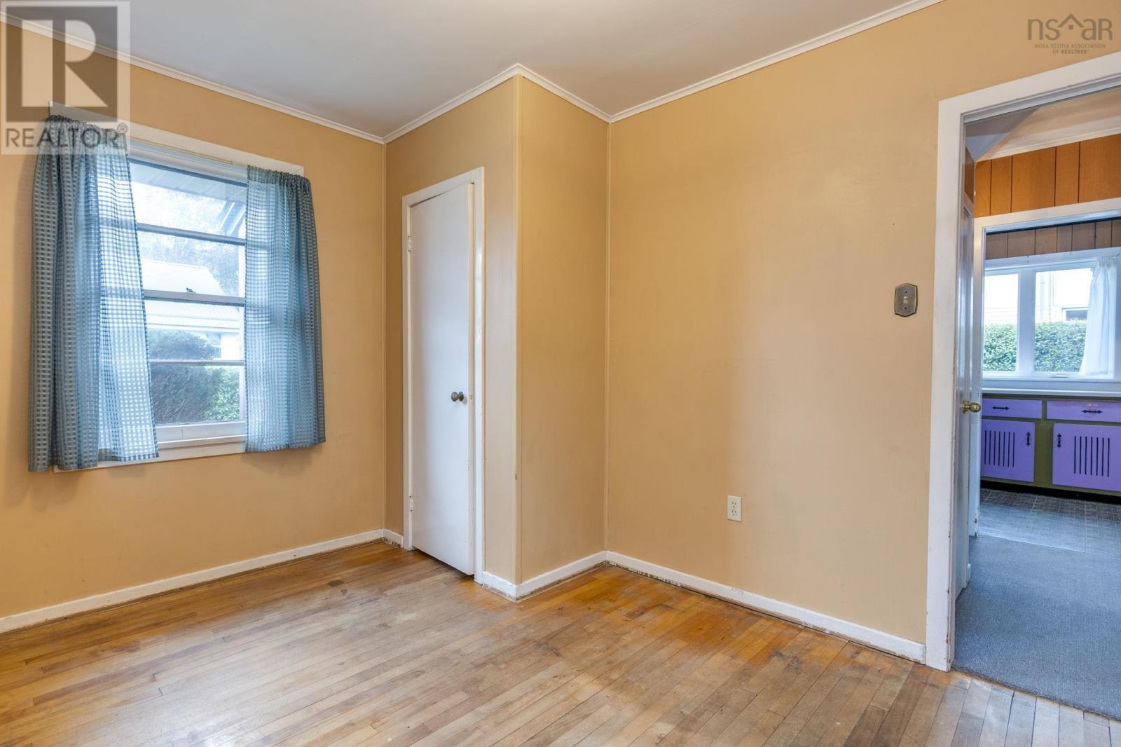 6980 Cook Avenue Property Photo 9