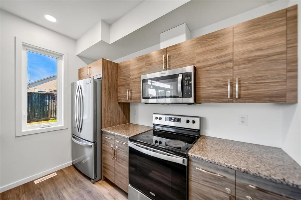 809 388 Pipeline Road Property Photo 8