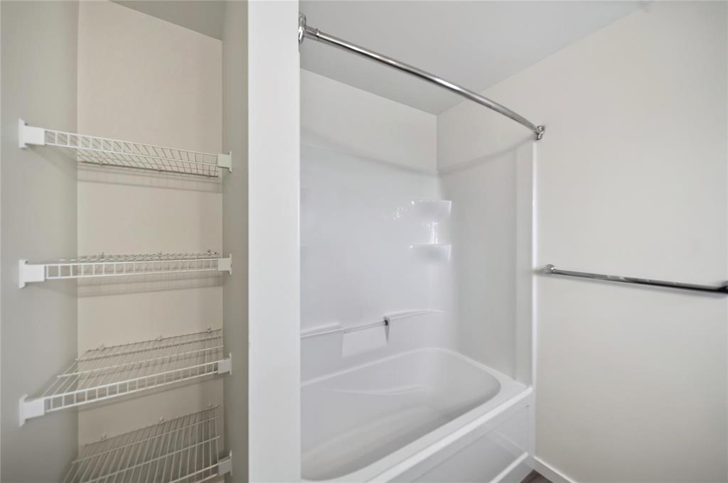 809 388 Pipeline Road Property Photo 14