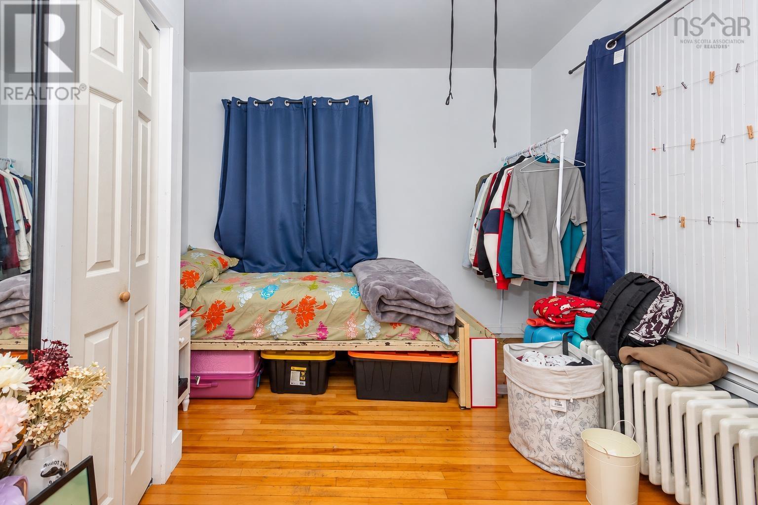 208 Whitney Avenue Property Photo 19