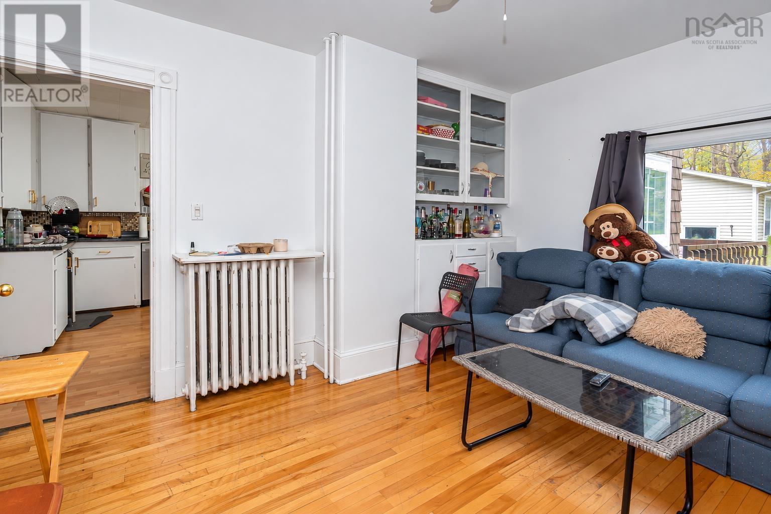 208 Whitney Avenue Property Photo 21