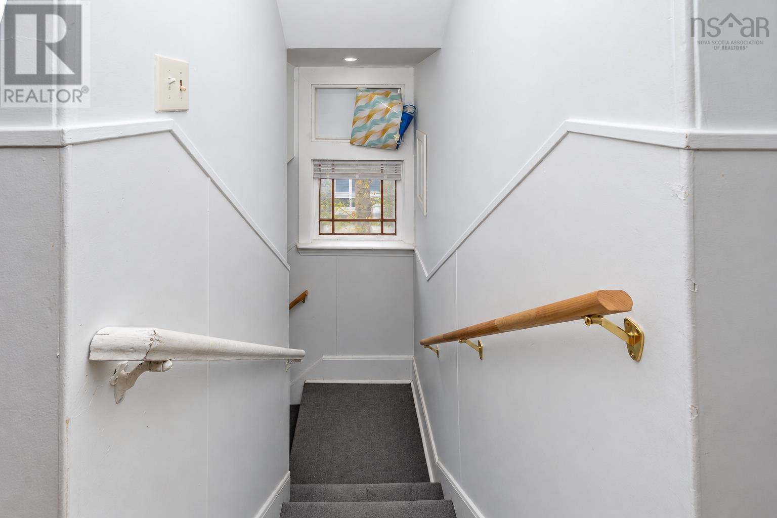 208 Whitney Avenue Property Photo 23