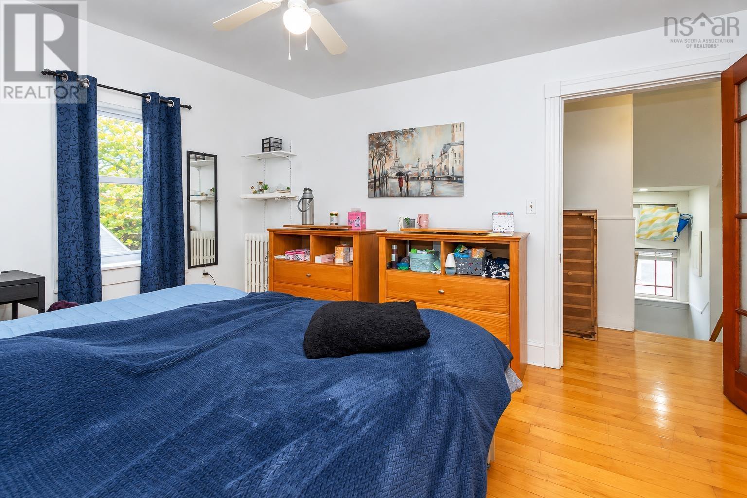 208 Whitney Avenue Property Photo 26