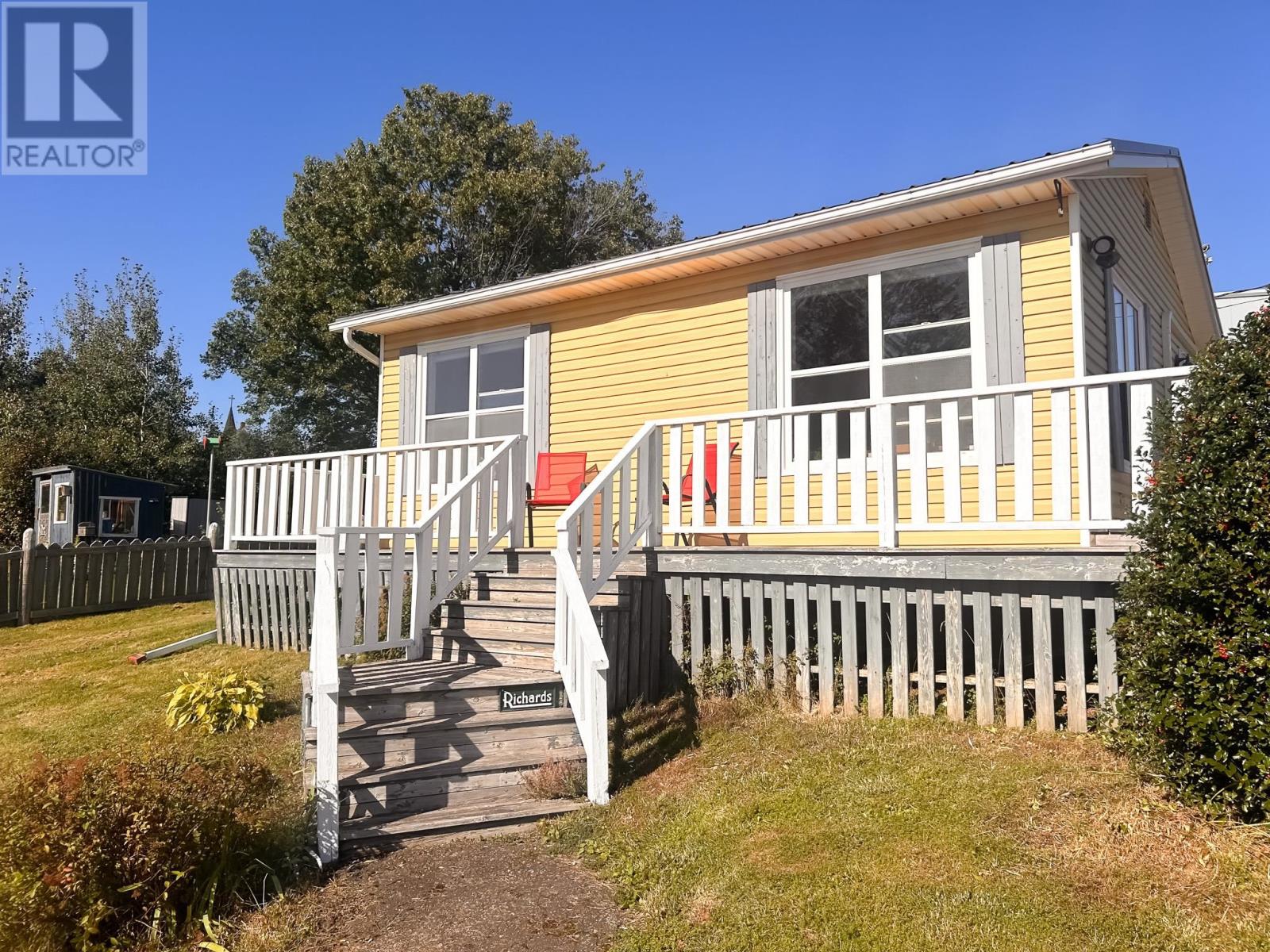 16 Allen Street Property Photo 2