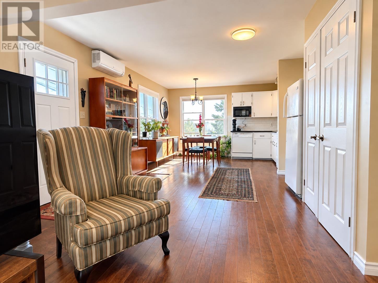 16 Allen Street Property Photo 9